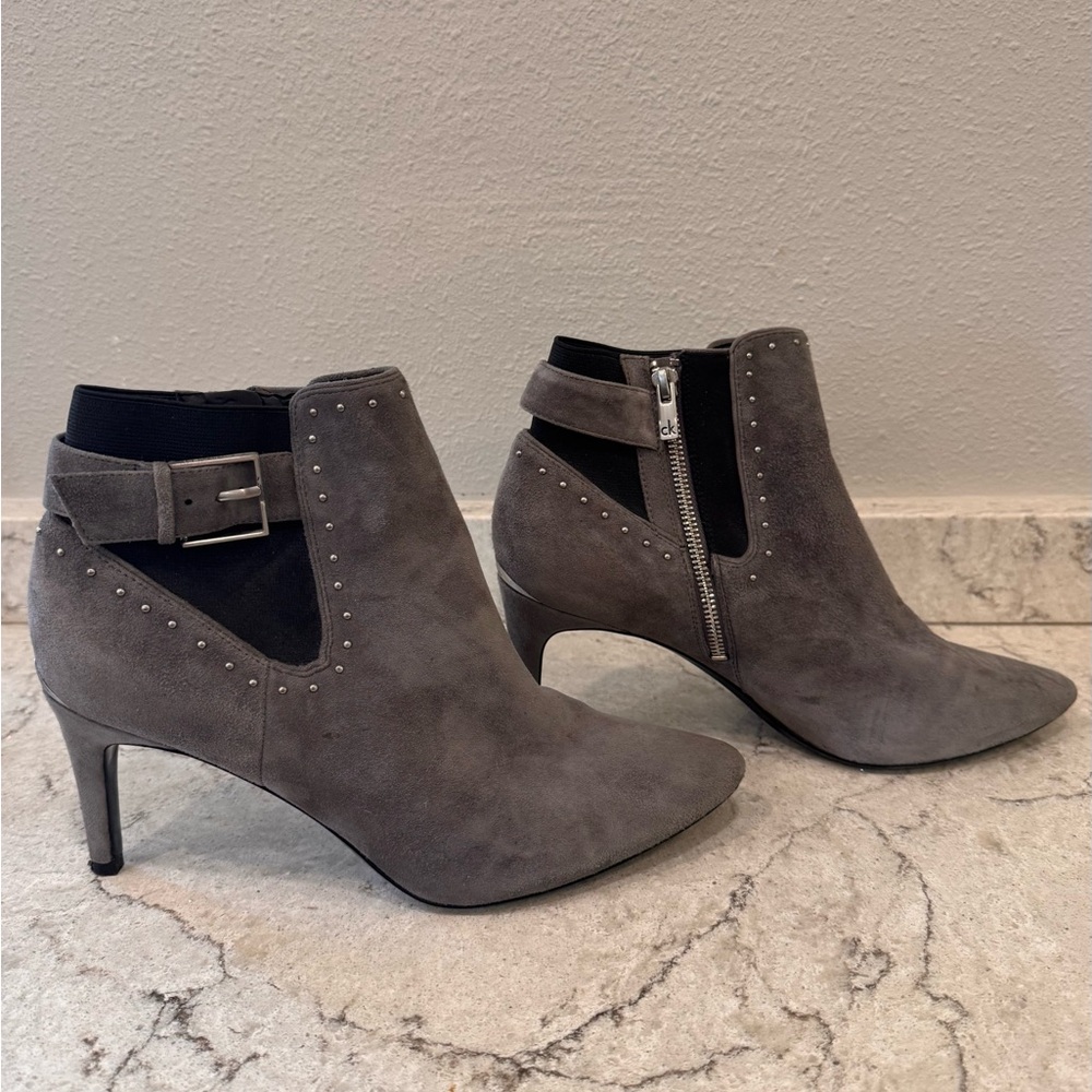 Calvin Klein Gray Heeled Boots with V-Cut Design